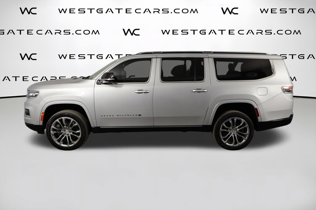Used 2023 Jeep Grand Wagoneer L Series II w/ Premium Group II AWD/4WD image 5