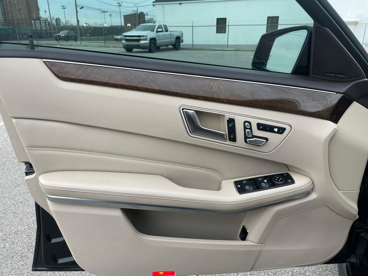 Used 2014 Mercedes-Benz E 350 Sedan image 10