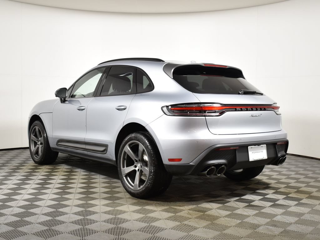Used 2026 Porsche Macan AWD/4WD image 3