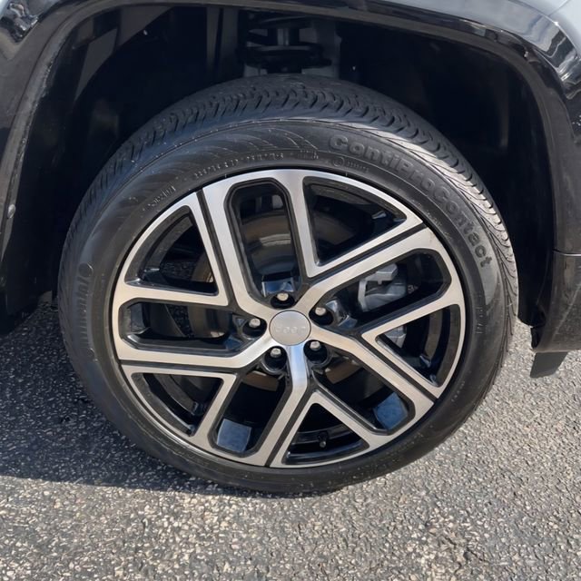 Used 2024 Jeep Compass Limited w/ Elite Group image 13