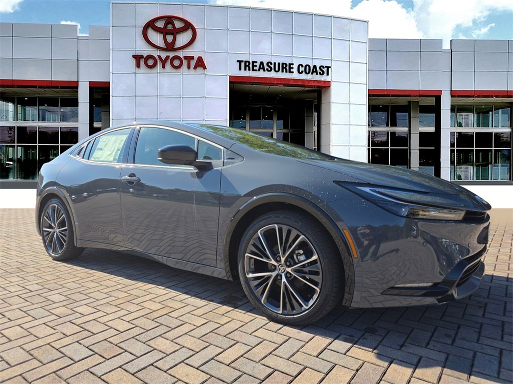 New 2026 Toyota Prius XLE video 1