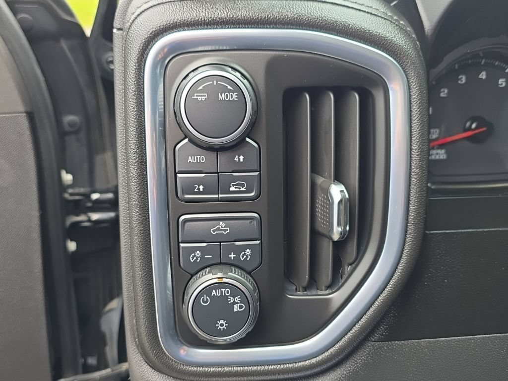Used 2021 Chevrolet Silverado 1500 LT w/ All Star Edition Plus AWD/4WD image 35
