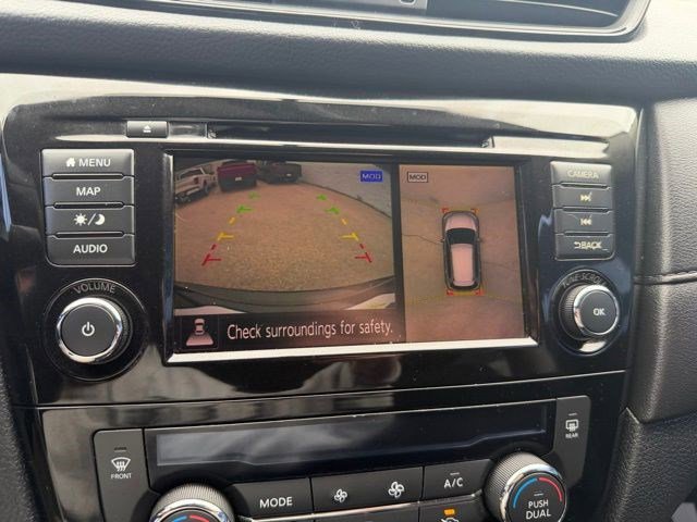 Used 2018 Nissan Rogue SV w/ Premium Package image 29