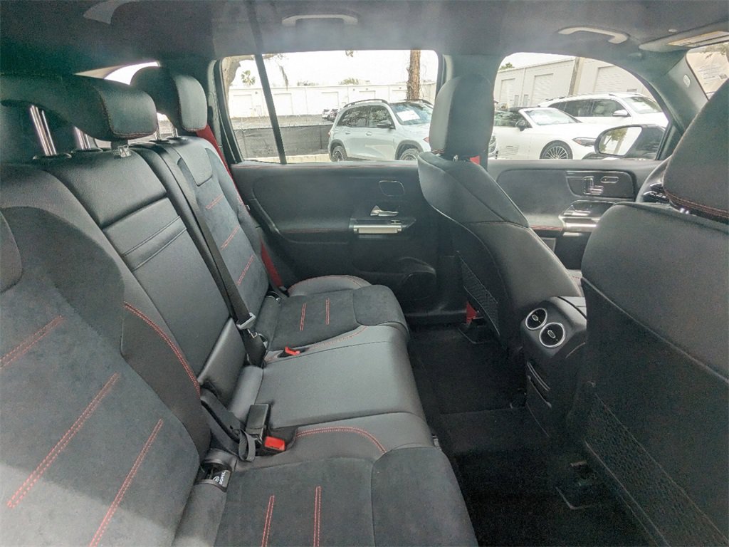 Used 2024 Mercedes-Benz GLB 35 AMG 4MATIC image 16