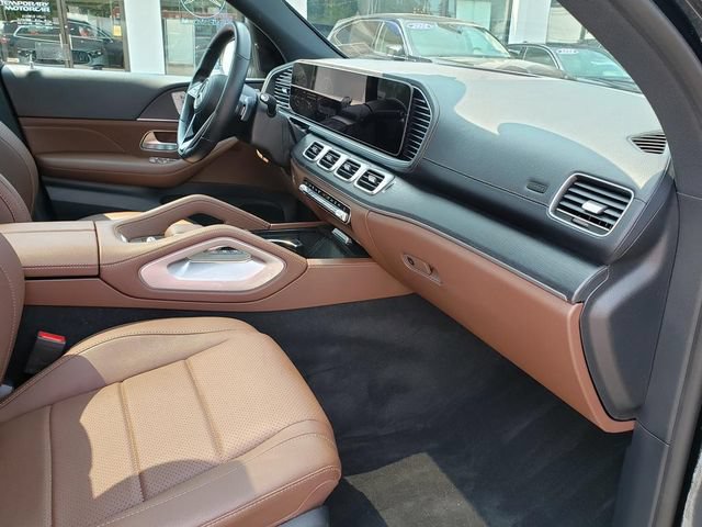 Certified 2024 Mercedes-Benz GLS 450 4MATIC image 19