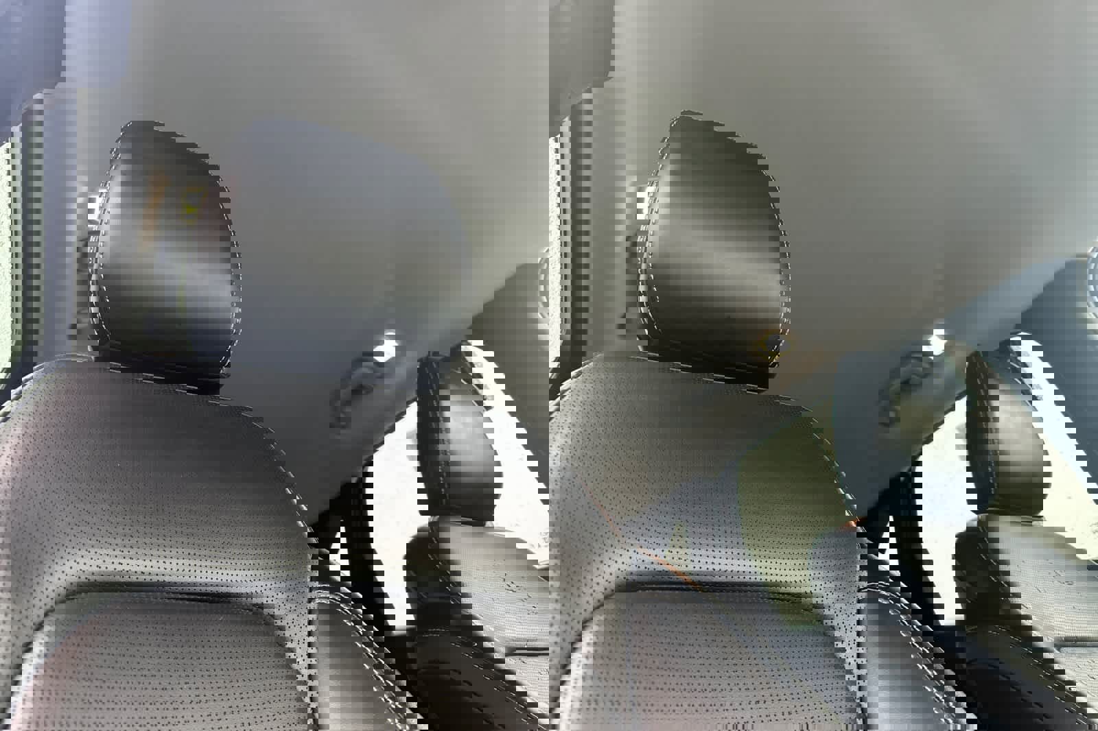 Certified 2025 Ford Escape Platinum image 17