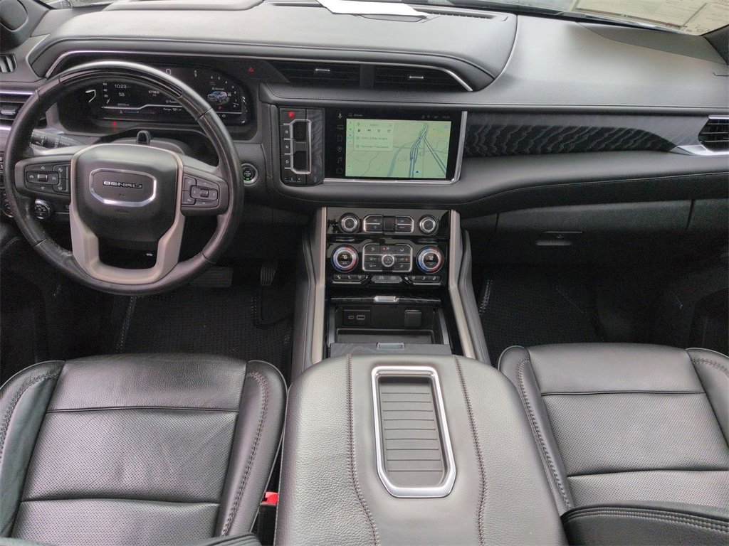 Used 2023 GMC Yukon Denali w/ Denali Reserve Package image 31