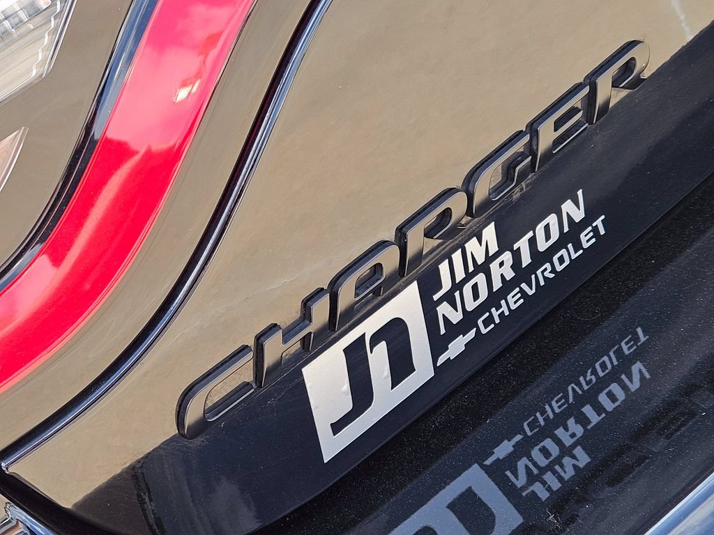 Used 2023 Dodge Charger Scat Pack w/ Technology Group RWD image 12