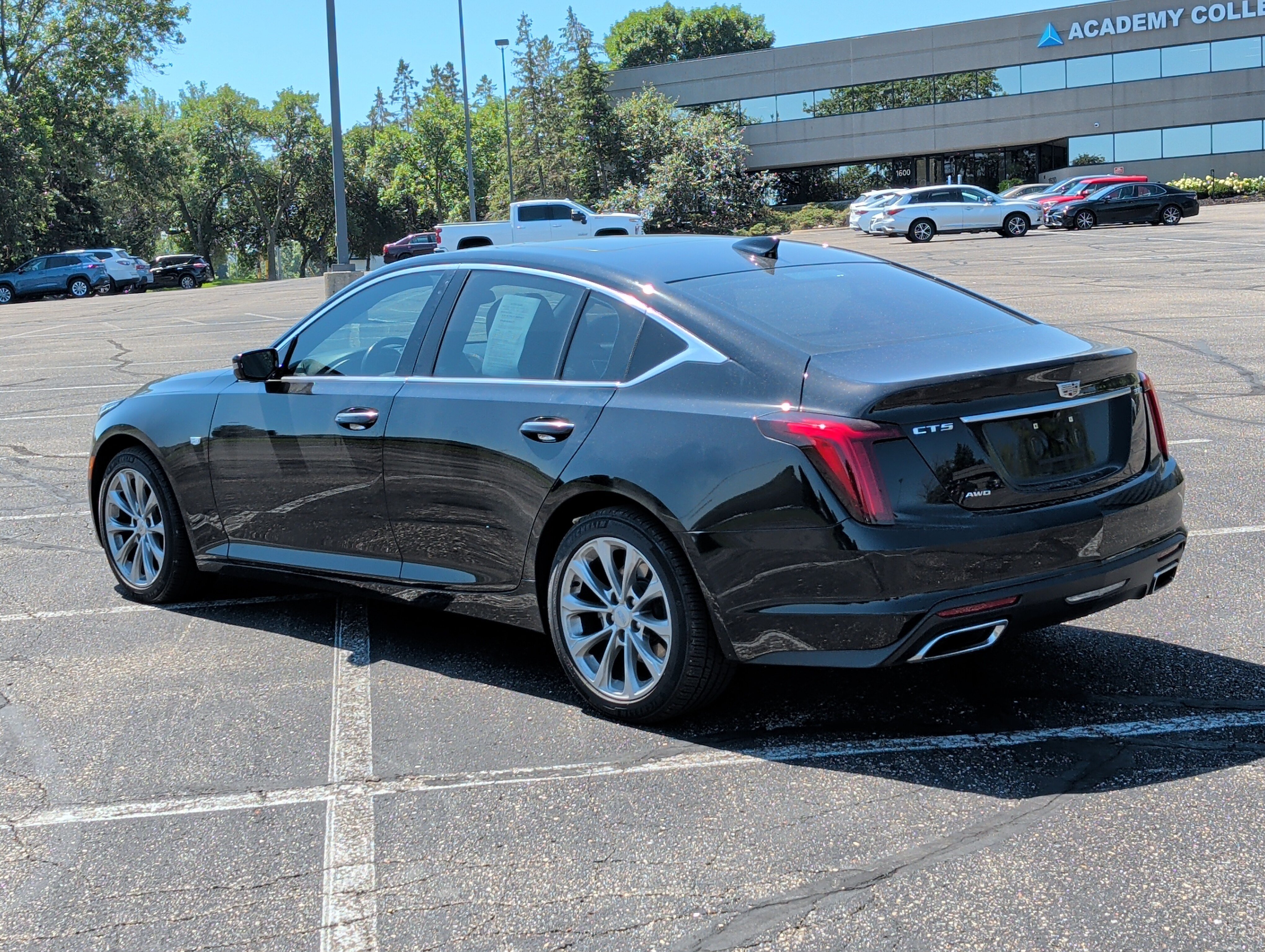Used 2023 Cadillac CT5 Luxury AWD/4WD image 3