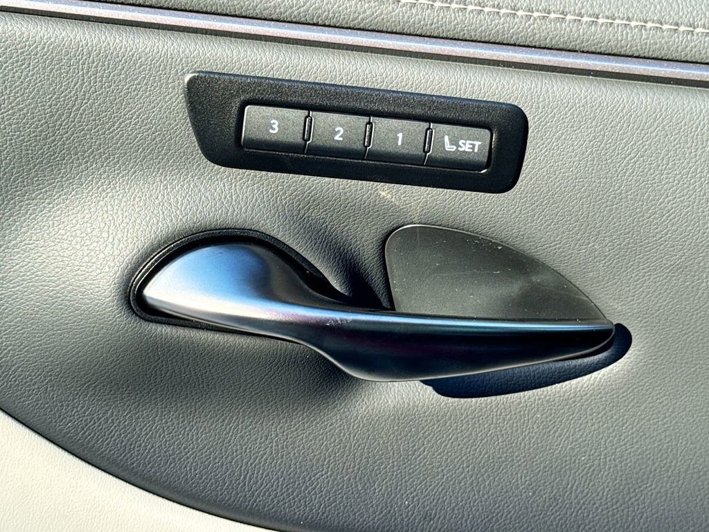 New 2025 Lexus ES 350 w/ Premium Package image 20