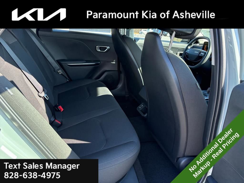 New 2026 Kia K4 LXS image 20