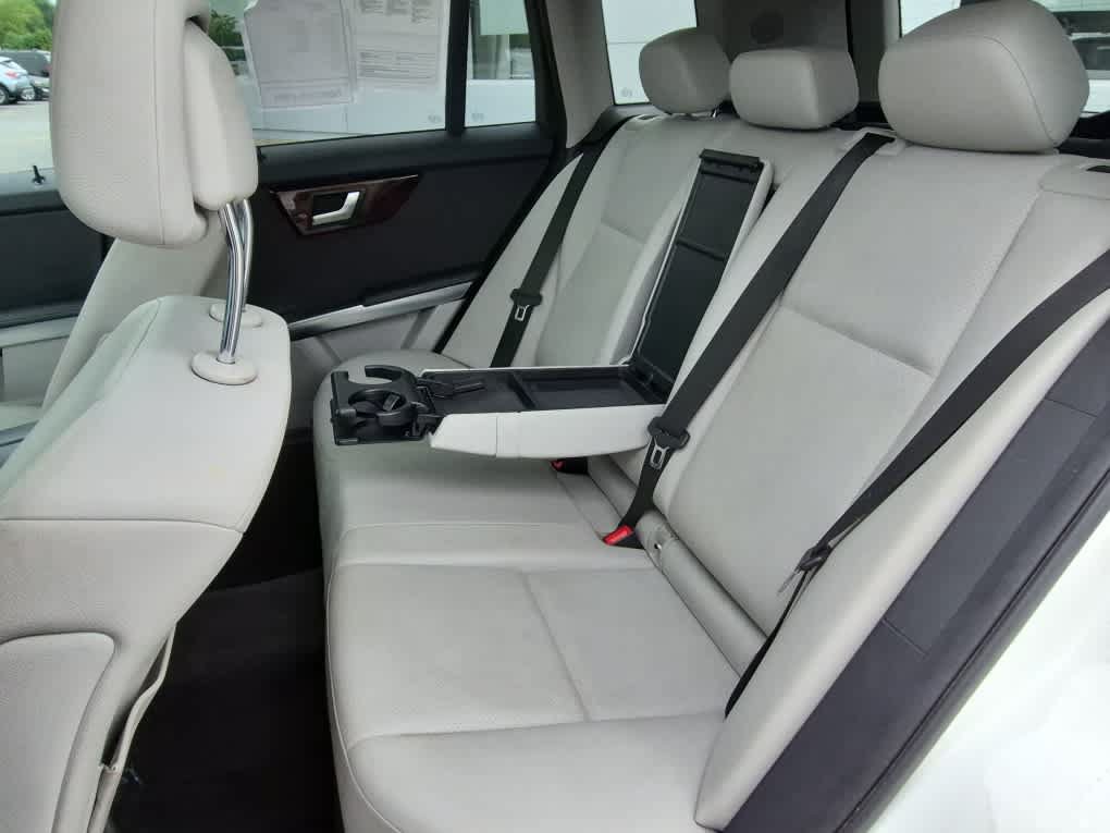 Used 2013 Mercedes-Benz GLK 350 4MATIC image 7