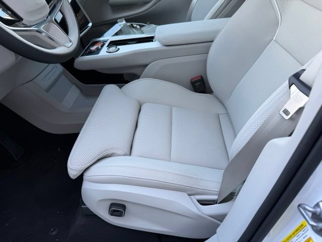 New 2026 Volvo EX90 Plus AWD/4WD image 13