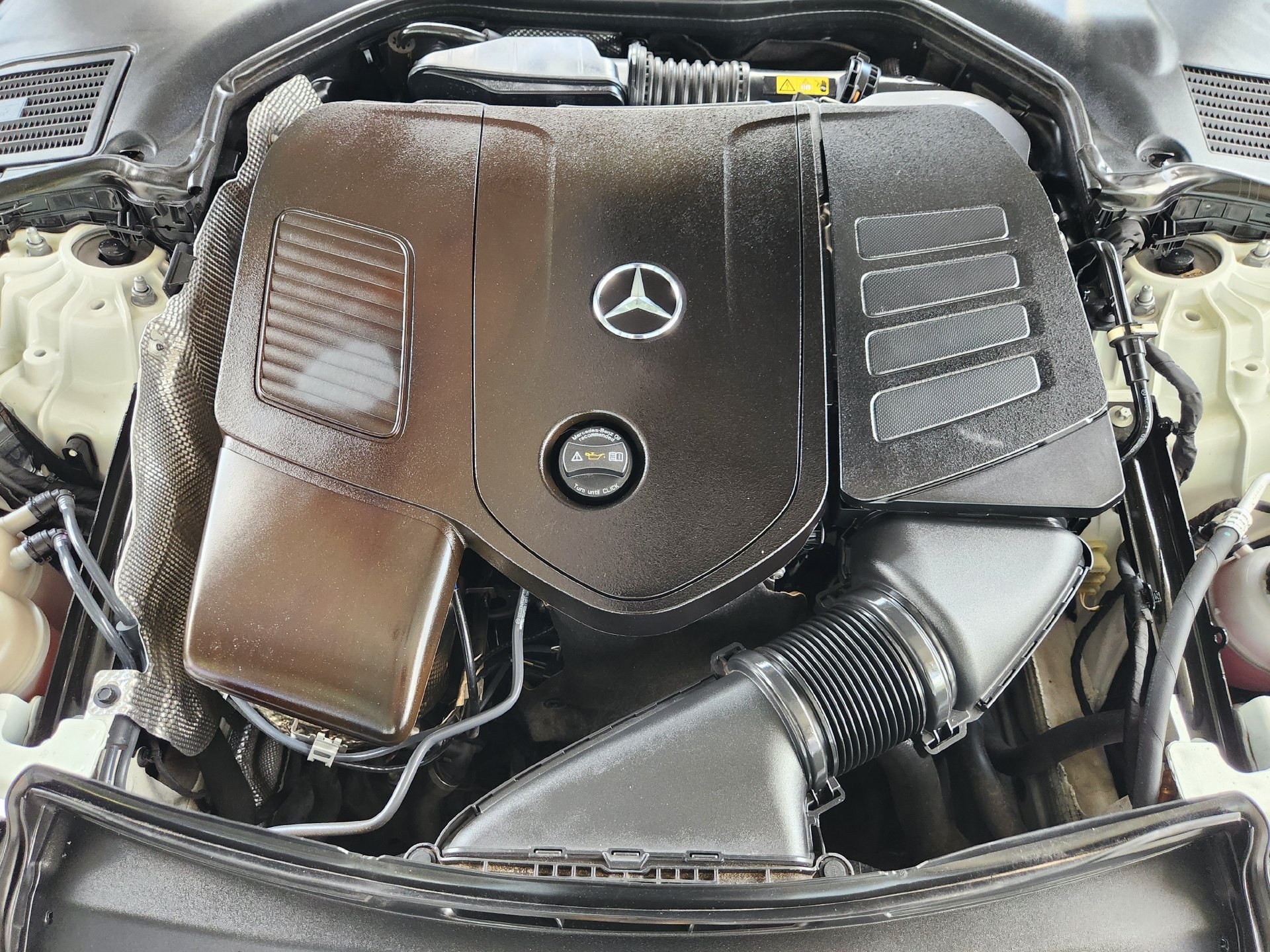 Used 2023 Mercedes-Benz C 300 Sedan image 32