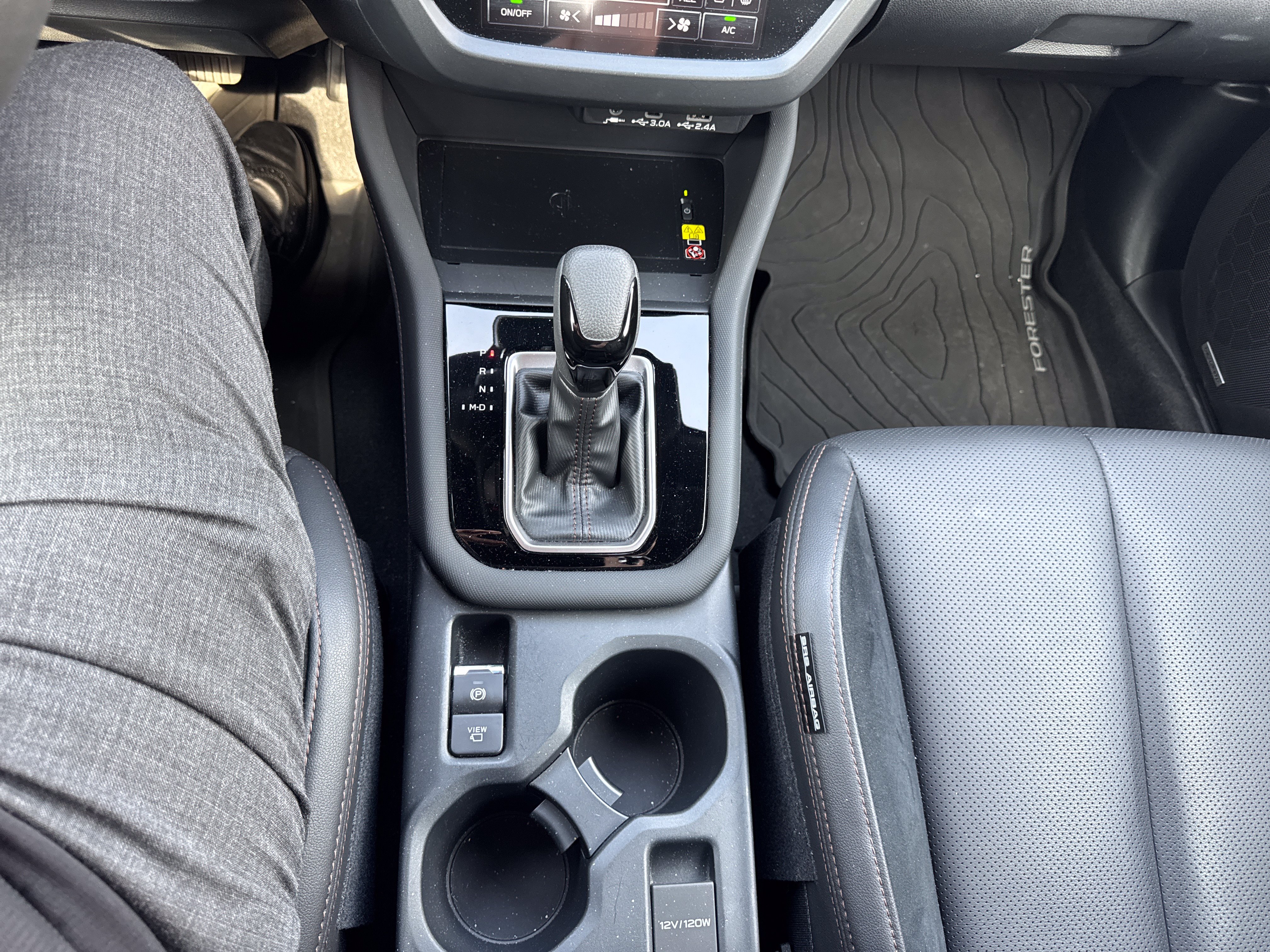 Used 2025 Subaru Forester Touring AWD/4WD image 17