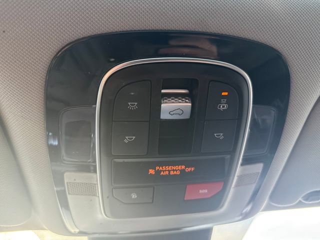 Certified 2022 Hyundai Santa Fe SEL w/ Convenience + Premium Package image 35