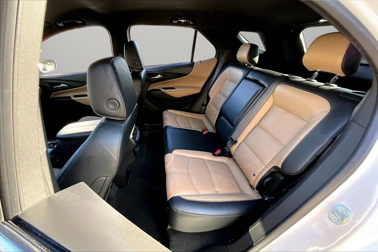 Used 2023 Chevrolet Equinox Premier image 21
