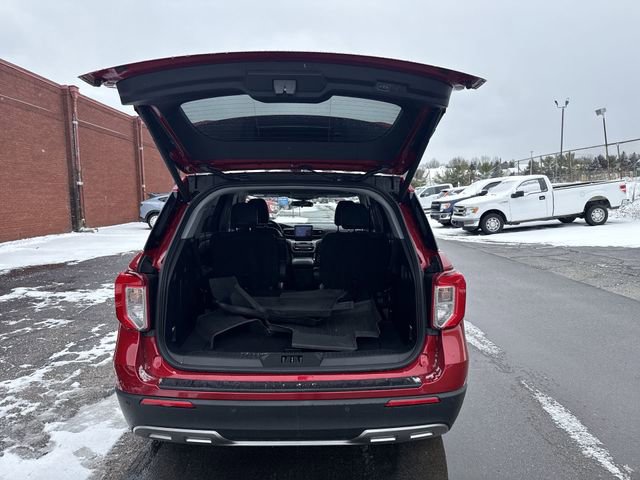 Used 2023 Ford Explorer XLT w/ Equipment Group 202A image 21