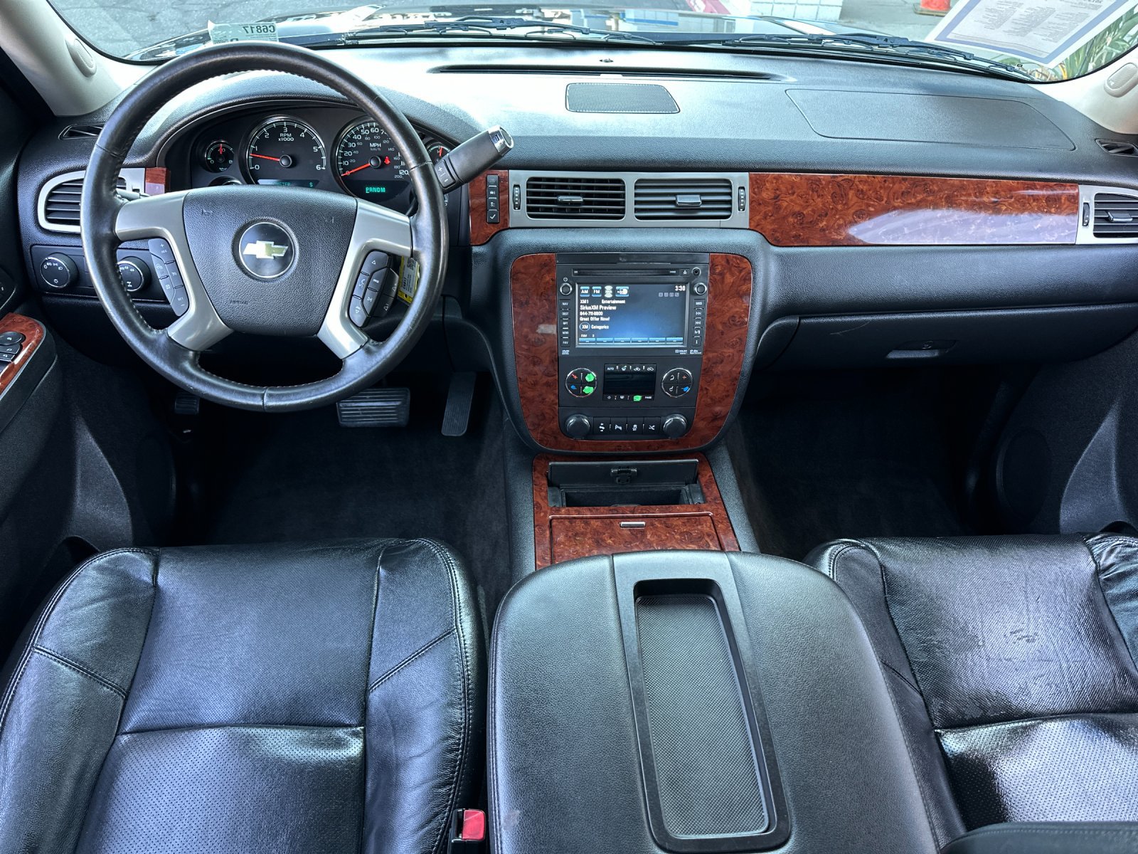 Used 2013 Chevrolet Avalanche LTZ AWD/4WD image 13