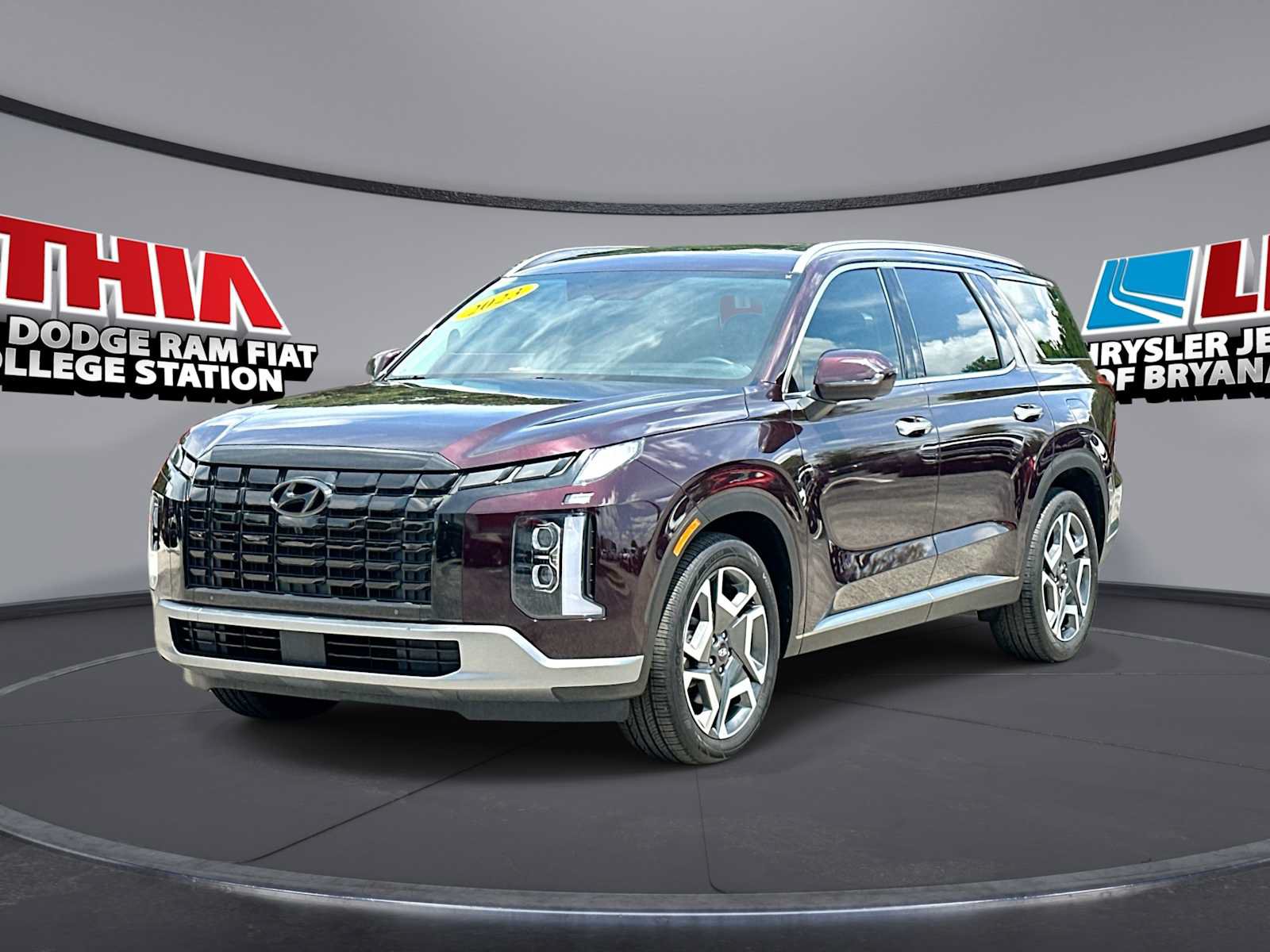 Used 2023 Hyundai Palisade Limited FWD image 1