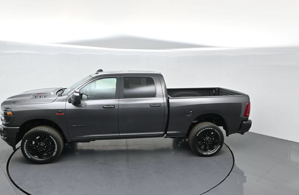 New 2026 RAM 2500 Laramie w/ Night Edition AWD/4WD image 38