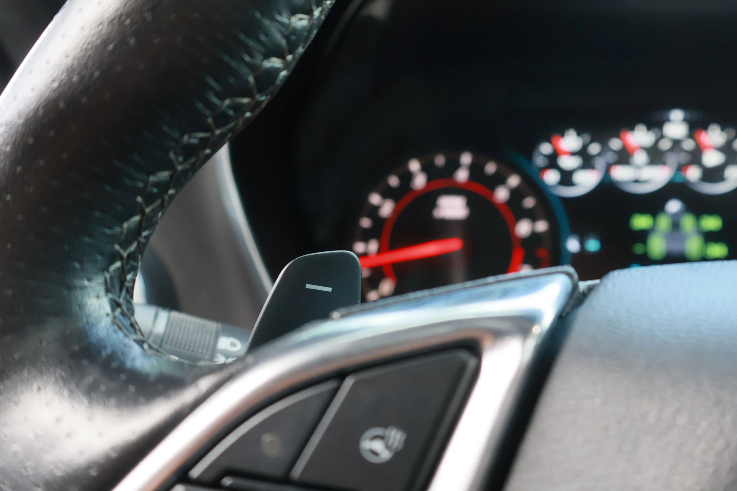 Used 2016 Chevrolet Camaro SS image 17