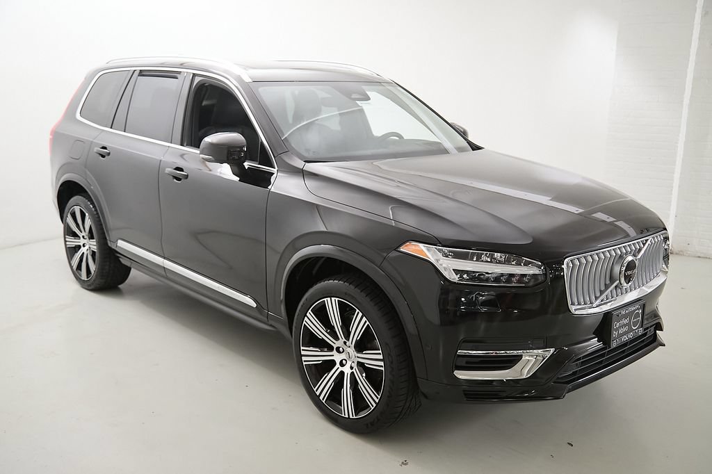 Certified 2024 Volvo XC90 T8 Ultimate w/ Lounge Package AWD/4WD image 4