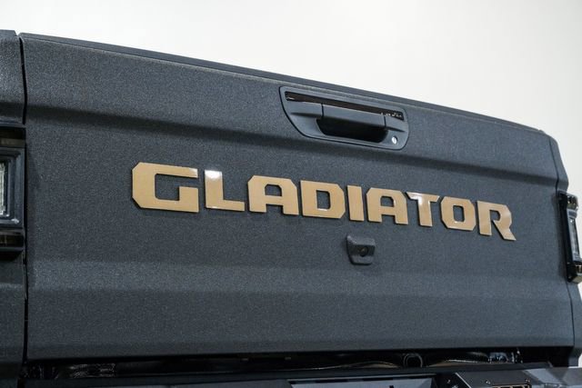 Used 2025 Jeep Gladiator Rubicon w/ Safety Group AWD/4WD image 56