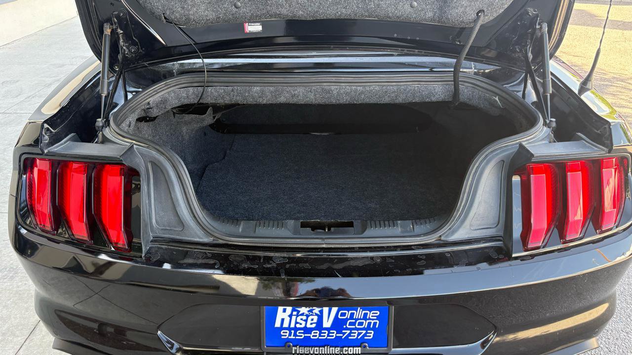 Used 2020 Ford Mustang GT Premium RWD image 9