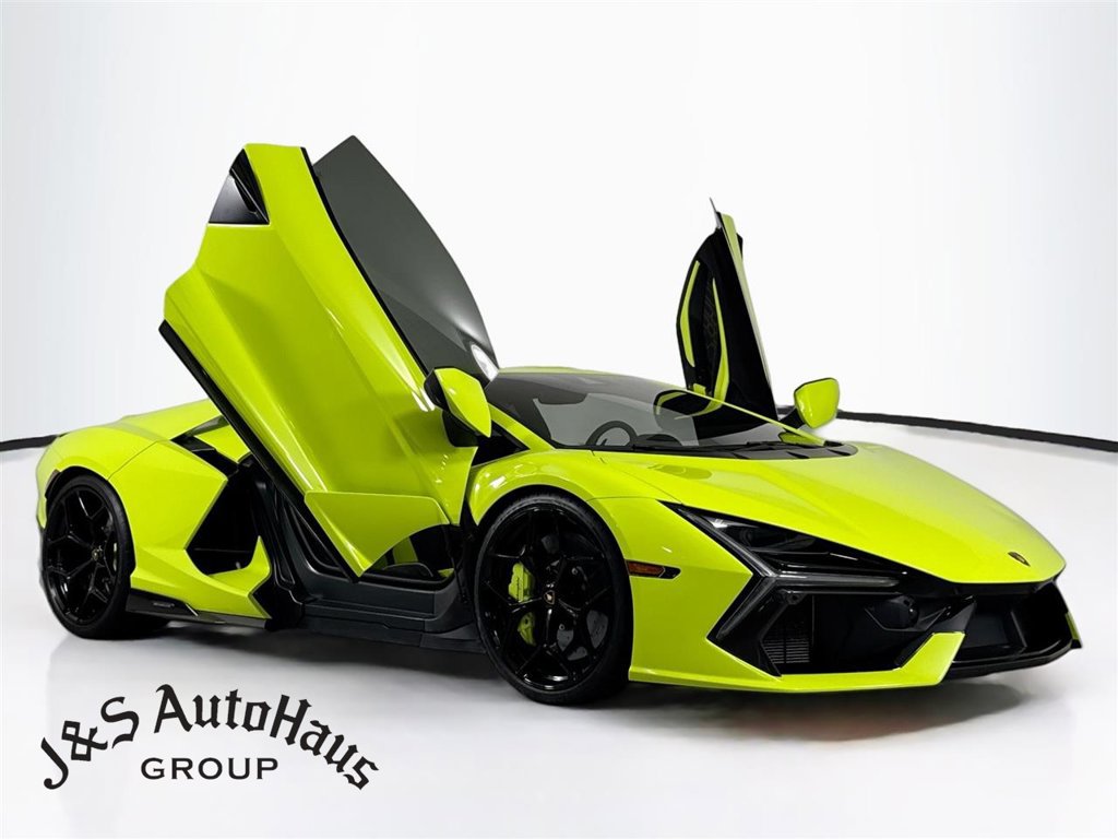 Used 2024 Lamborghini Revuelto AWD/4WD image 1