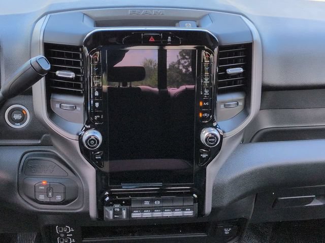 New 2026 RAM 3500 Tradesman AWD/4WD image 17