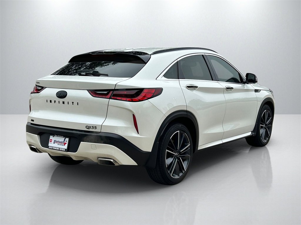 Used 2023 INFINITI QX55 Essential image 5
