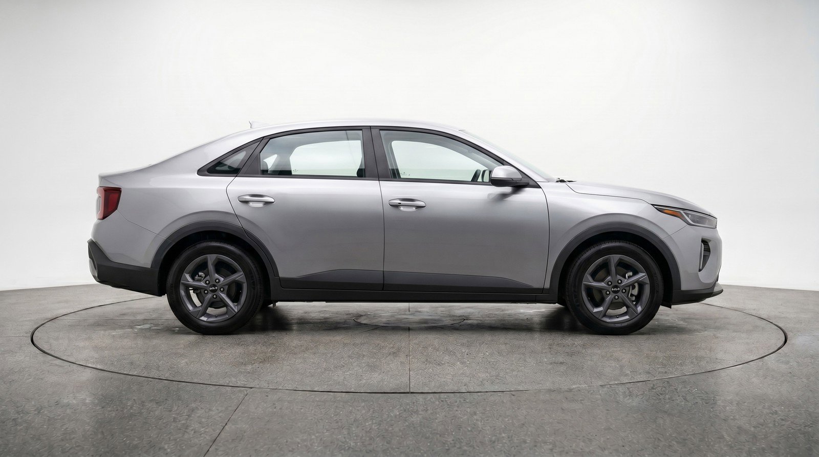 Used 2025 Kia K4 LXS FWD image 11