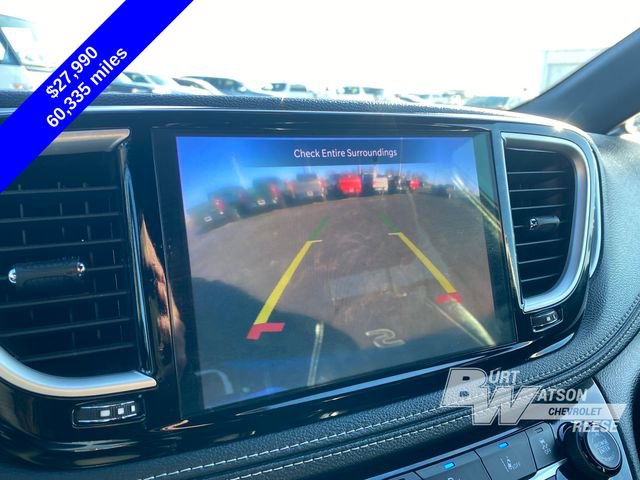 Used 2023 Chrysler Pacifica Touring-L w/ S Appearance Package image 24