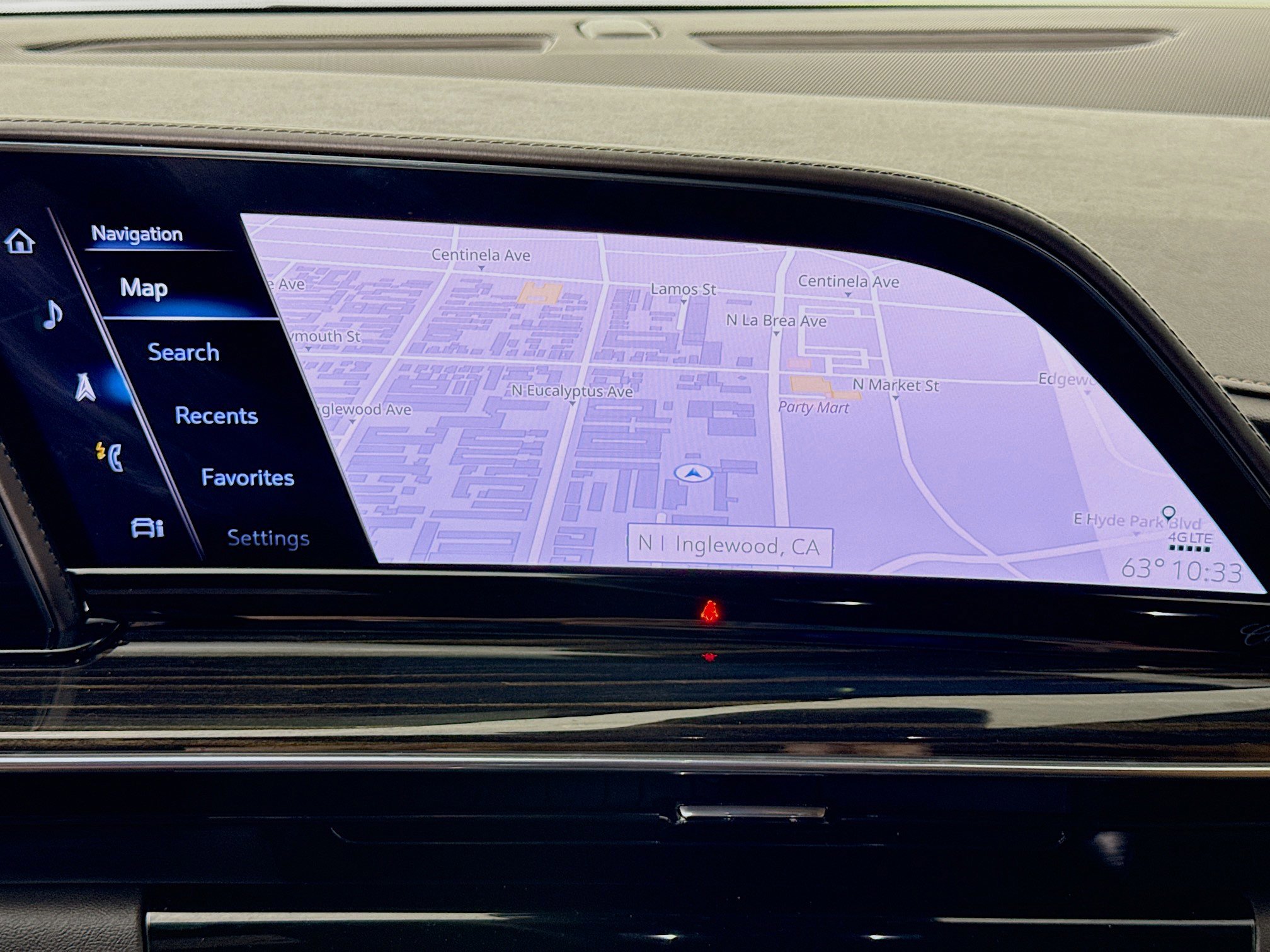 Used 2021 Cadillac Escalade Sport w/ Driver Assist Tech Package image 13