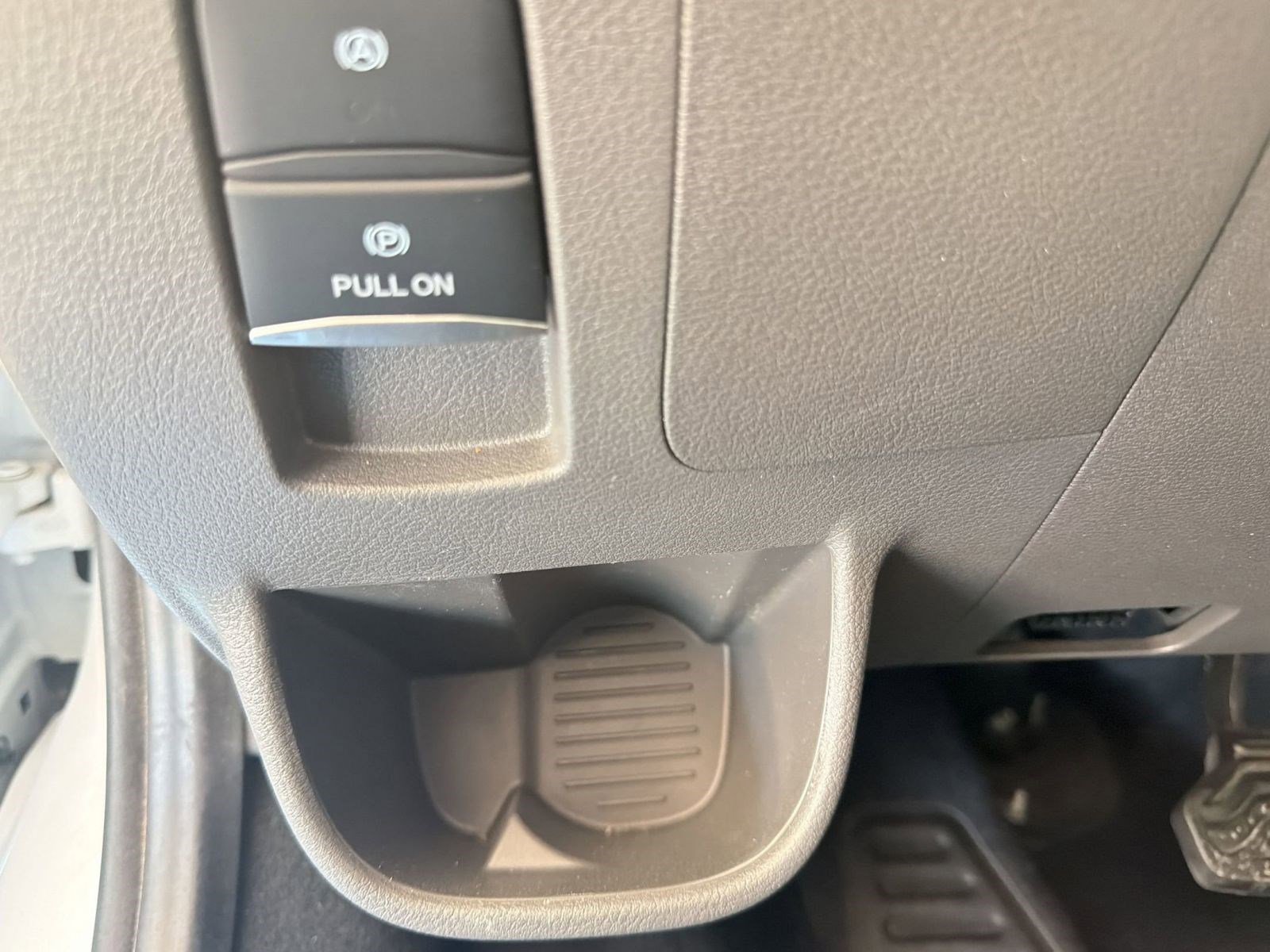 Used 2024 Ford Transit 350 XLT image 18