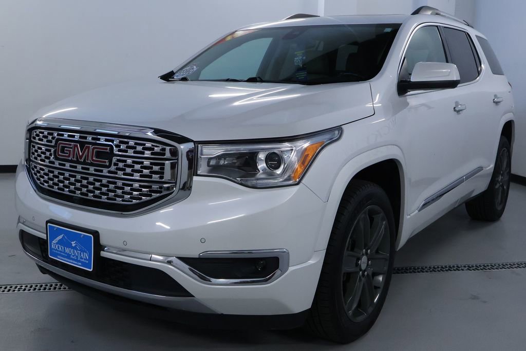 Used 2019 GMC Acadia Denali w/ Technology Package video 3
