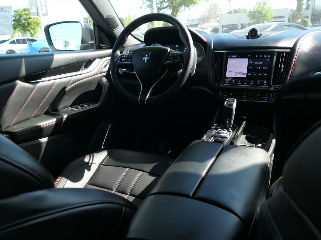 Used 2024 Maserati Levante GT Ultima AWD/4WD image 26