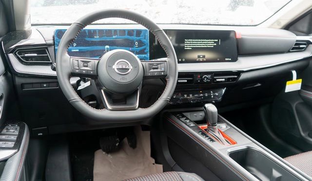 New 2026 Nissan Kicks SR w/ Cold Weather Package image 11