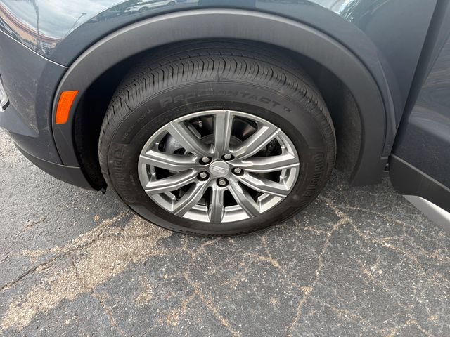 Used 2020 Cadillac XT4 Premium Luxury w/ Cold Weather Package FWD image 30