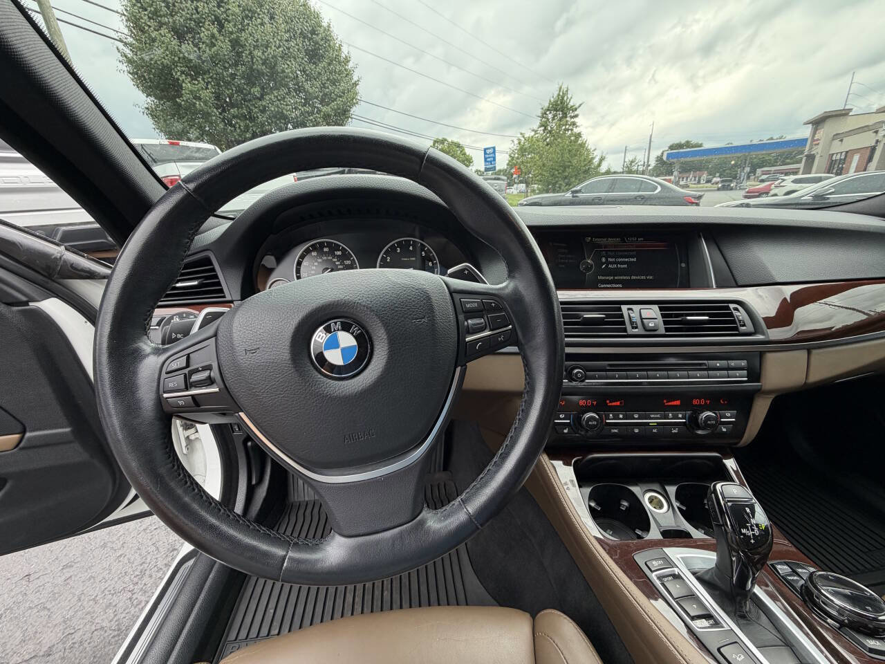 Used 2014 BMW 550i xDrive Sedan AWD/4WD image 15