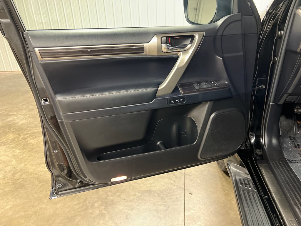 Used 2021 Lexus GX 460 Premium AWD/4WD image 16