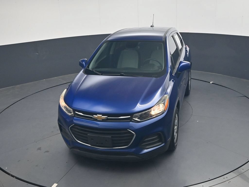 Used 2017 Chevrolet Trax LS FWD image 39