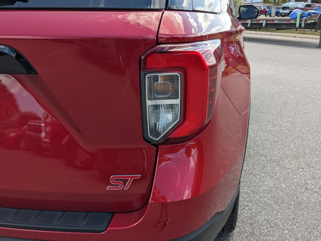 Used 2023 Ford Explorer ST w/ Equipment Group 401A image 12