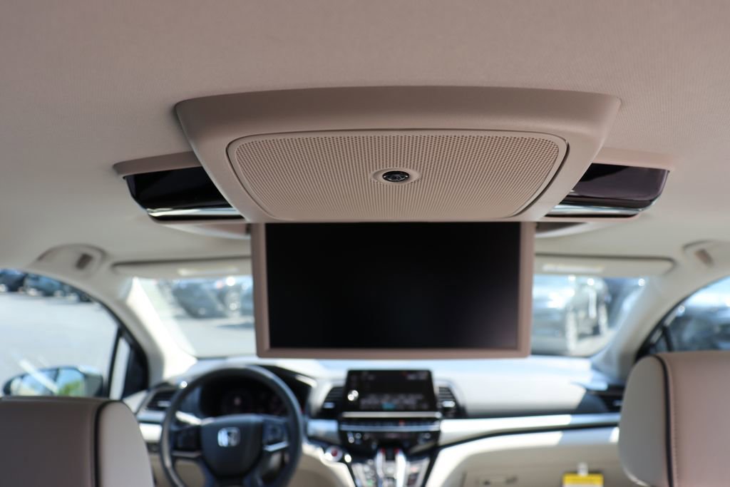 Used 2026 Honda Odyssey Touring image 17