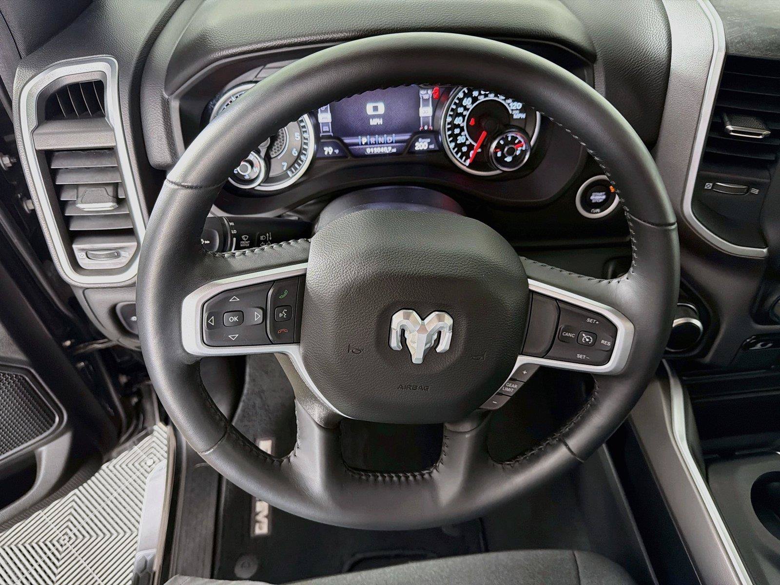 Used 2023 RAM 1500 Big Horn AWD/4WD image 3