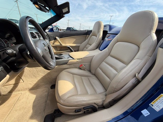 Used 2007 Chevrolet Corvette Convertible w/ Preferred Equipment Group RWD image 9