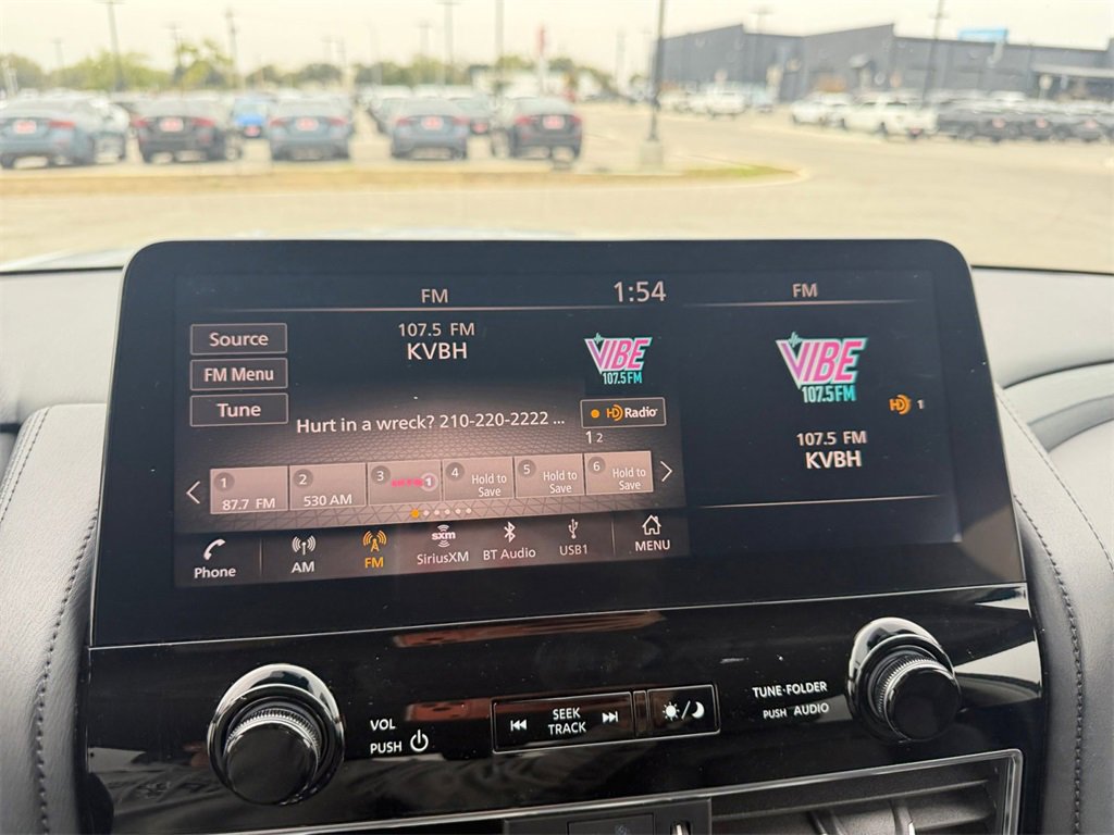 Used 2023 Nissan Armada SV image 18