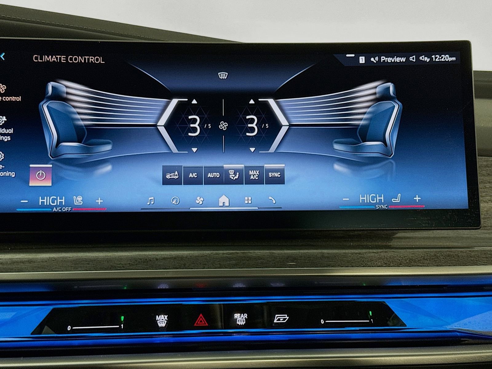 Certified 2025 BMW 740i image 16