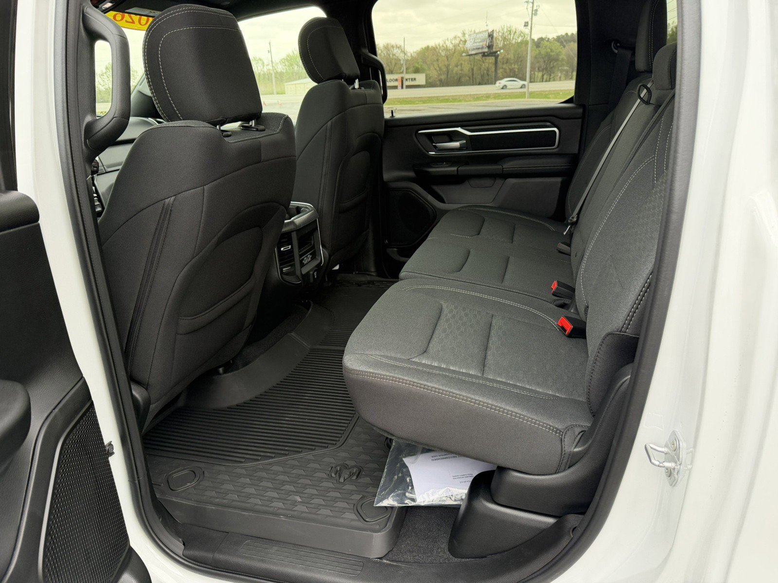 New 2026 RAM 1500 Big Horn AWD/4WD image 13